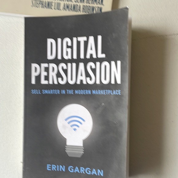 Social Media Digital Marketing textbook bundle - Picture 4 of 7